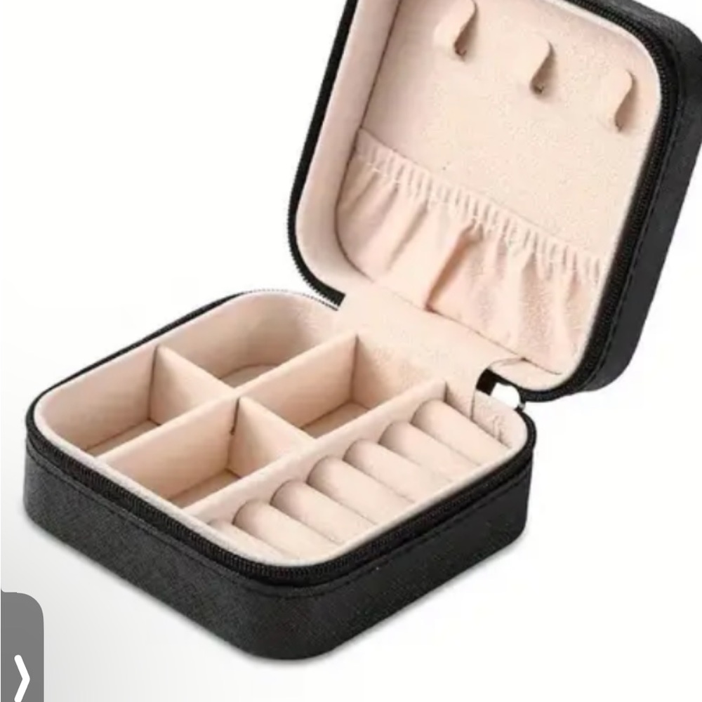 NWT black travel size jewelry box, great to fit in your purse or a suitcase